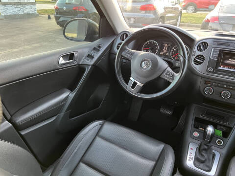 2016 Volkswagen Tiguan 2.0T SE