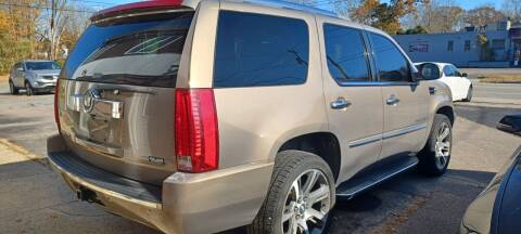 2007 Cadillac Escalade for sale at Reliable Motors in Seekonk MA