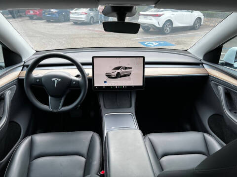 2024 Tesla Model Y Long Range