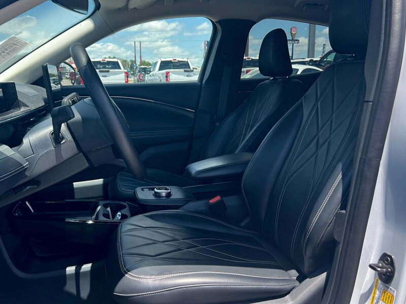 2021 Ford Mustang Mach-E Select