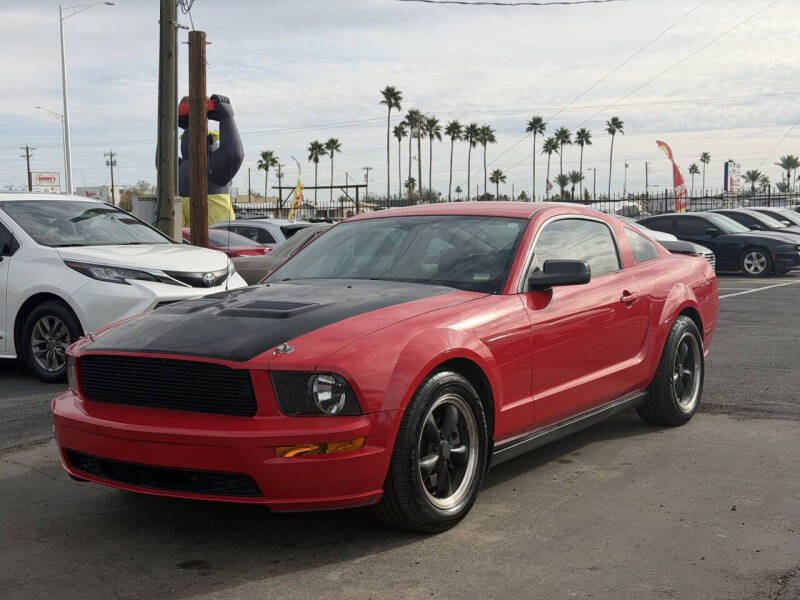 2005 Ford Mustang GT Deluxe