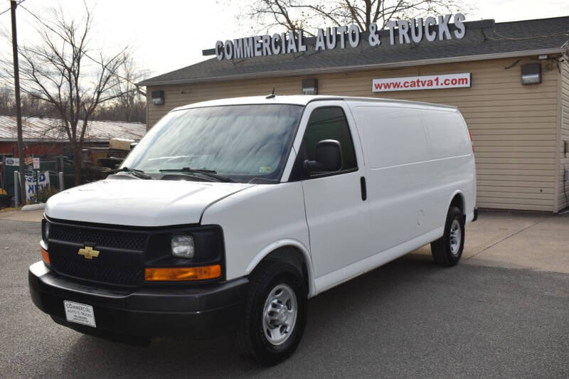 2015 Chevrolet Express Cargo Work Van photo 2