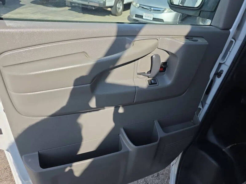 2013 Chevrolet Express 2500