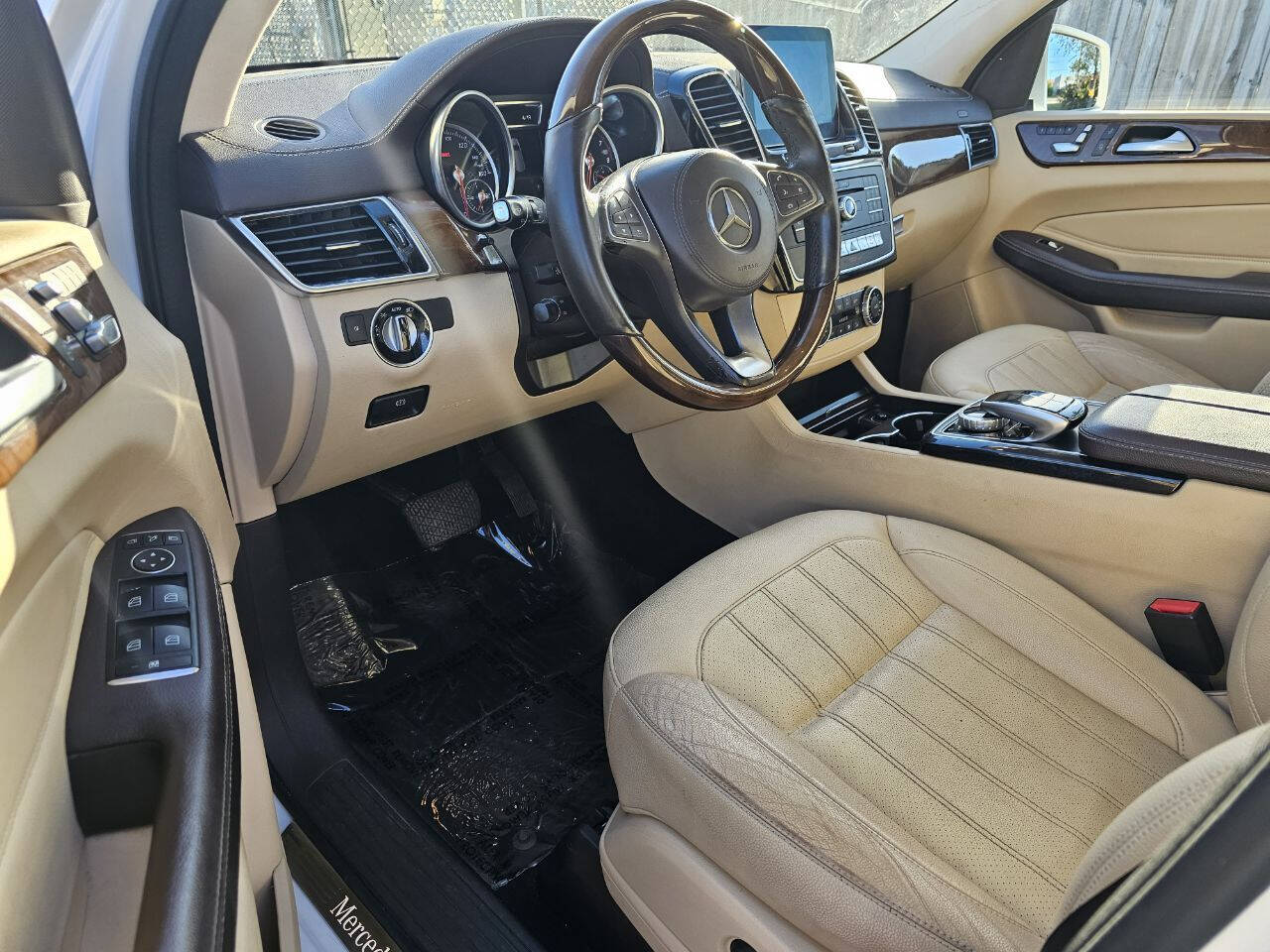 2017 MERCEDES-BENZ GLS-Class SUV / Crossover - $18,550