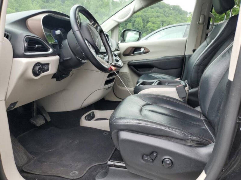 2018 Chrysler Pacifica Touring L