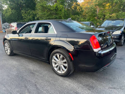 2015 Chrysler 300 Limited