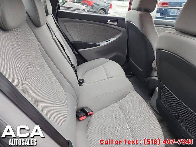 2012 Hyundai Accent GLS