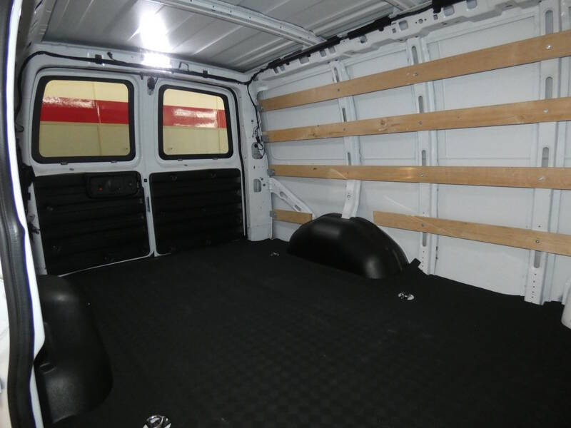 2023 GMC Savana 2500