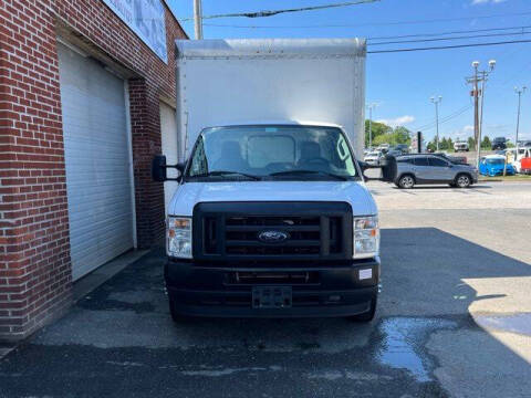 2024 Ford E-Series