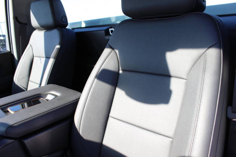 2024 GMC Sierra 2500HD Pro