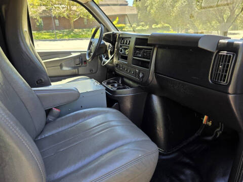2013 Chevrolet Express 2500