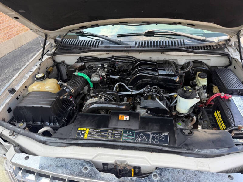 2004 Ford Explorer XLT
