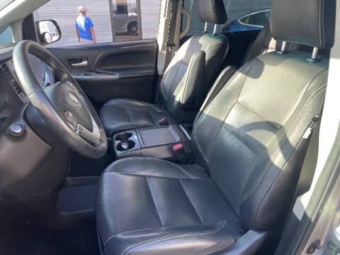 2015 Toyota Sienna