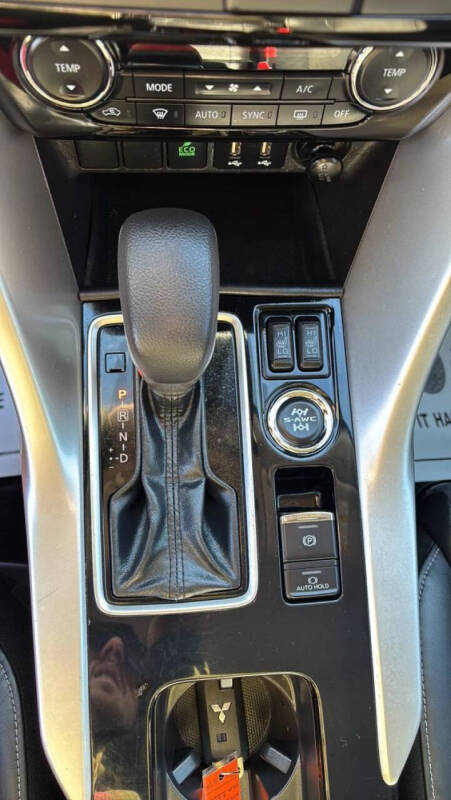 2022 Mitsubishi Eclipse Cross SE