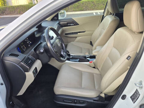 2017 Honda Accord Hybrid Touring