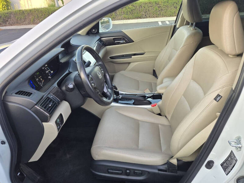 2017 Honda Accord Hybrid Touring