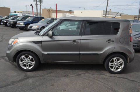 2011 Kia Soul +