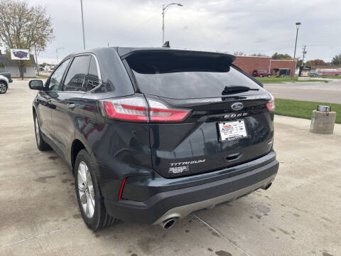 2024 Ford Edge Titanium