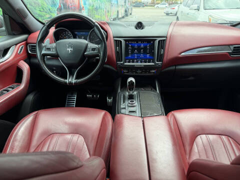 2017 Maserati Levante
