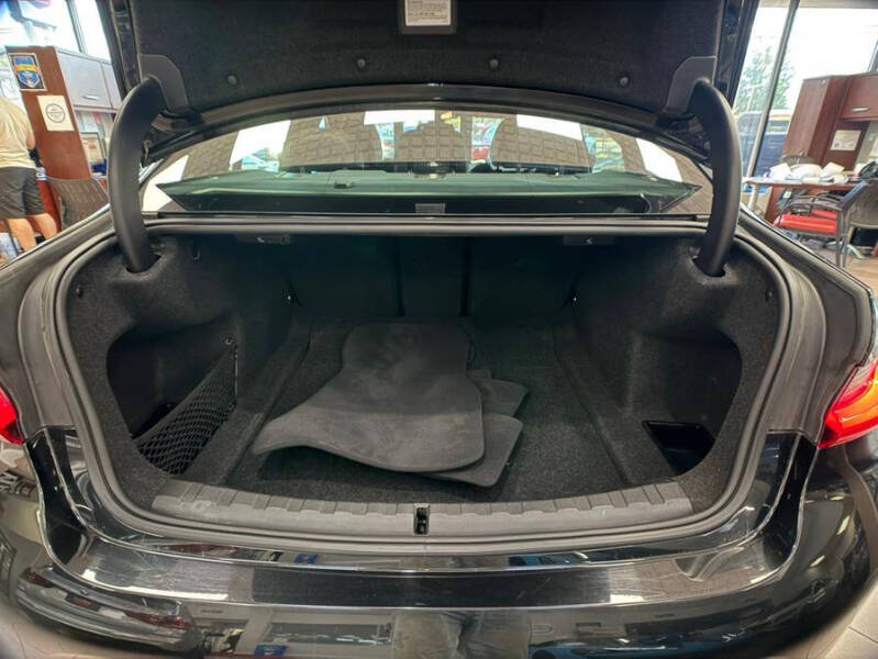 2024 BMW 3 Series 330i xDrive