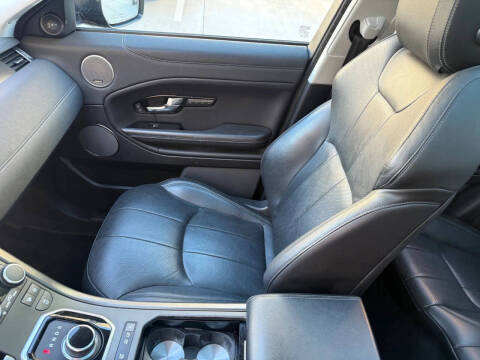 2019 Land Rover Range Rover Evoque SE Premium