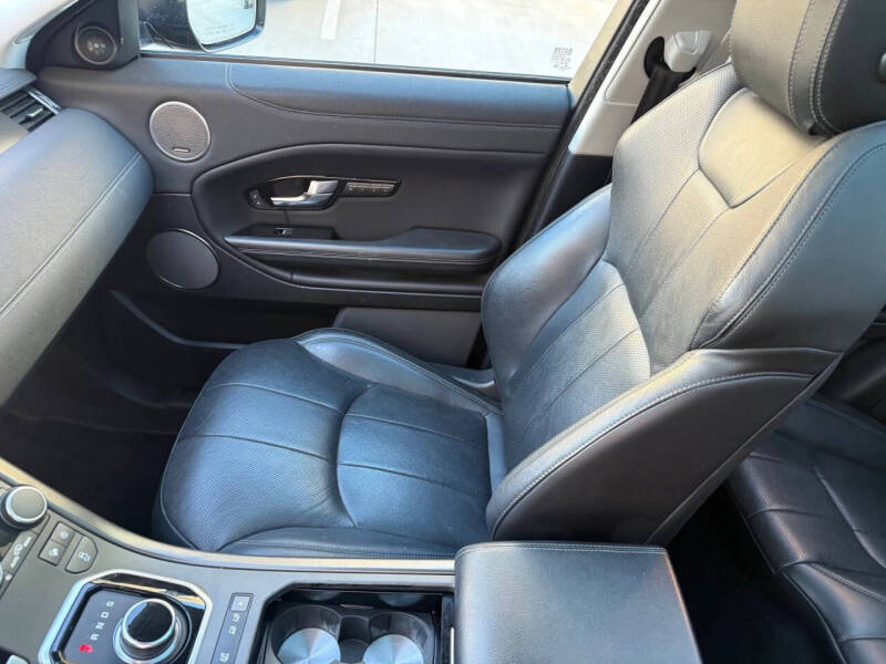 2019 Land Rover Range Rover Evoque SE Premium