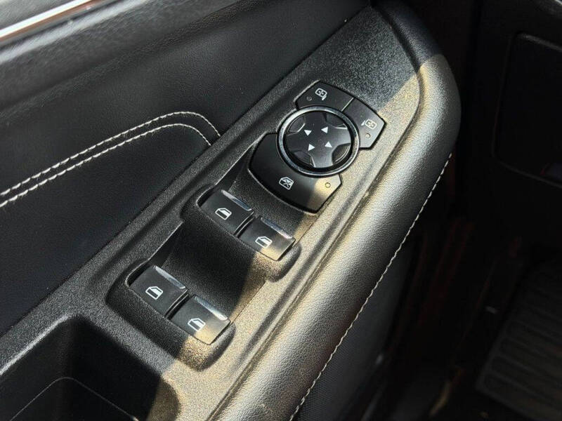 2021 Ford Edge Titanium
