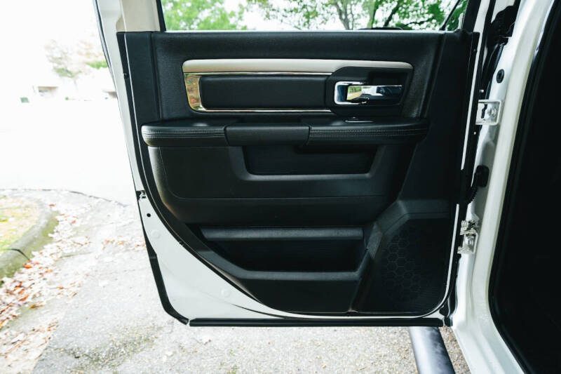 2018 RAM 3500 Laramie