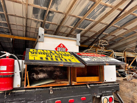 1999 Freightliner FL70