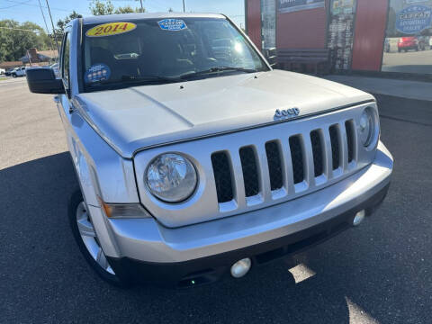 2014 Jeep Patriot for sale at 4 Wheels Premium Pre-Owned Vehicles in Youngstown OH