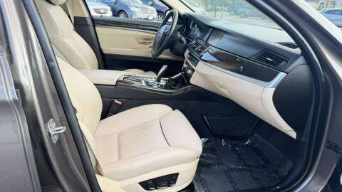 2013 BMW 5 Series 528i