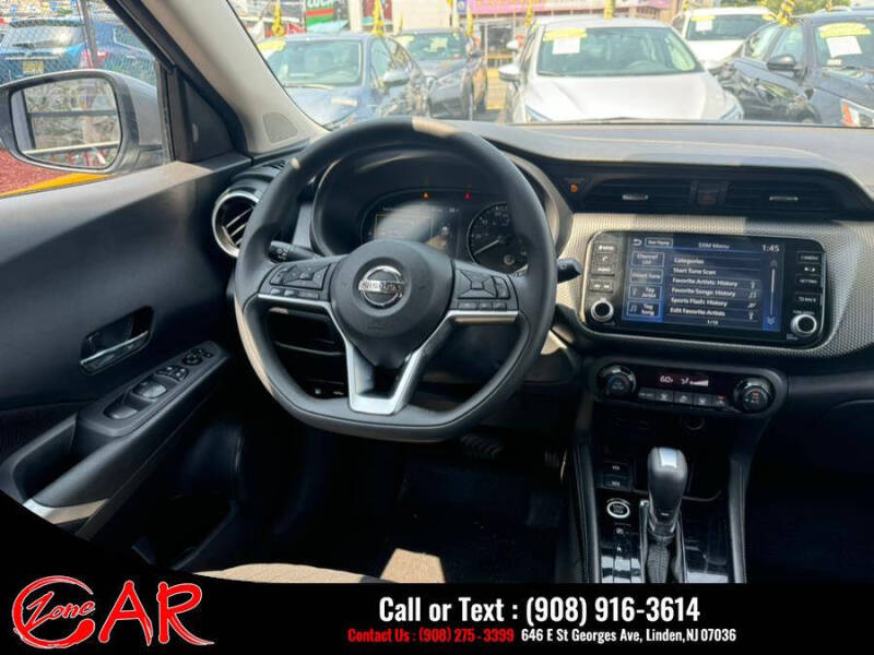 2021 Nissan Kicks SV