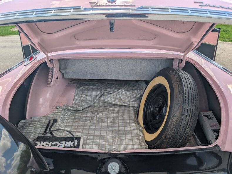 1955 Ford Sunliner