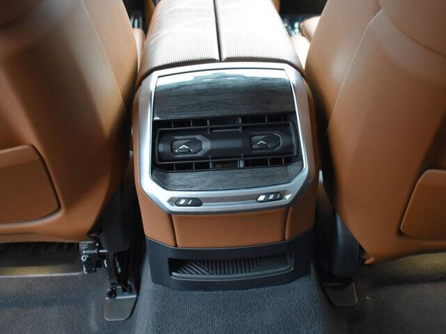 2024 BMW 7 Series 760i xDrive