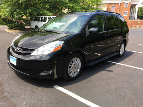 2008 Toyota Sienna for sale at Car World Inc in Arlington VA