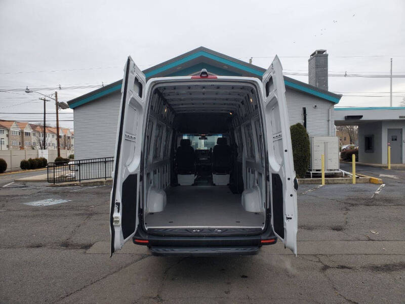 2023 Mercedes-Benz Sprinter 2500