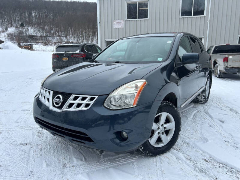2013 Nissan Rogue SV's photo