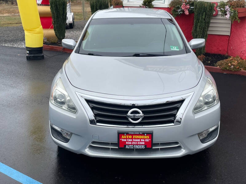 2014 Nissan Altima SV photo 4