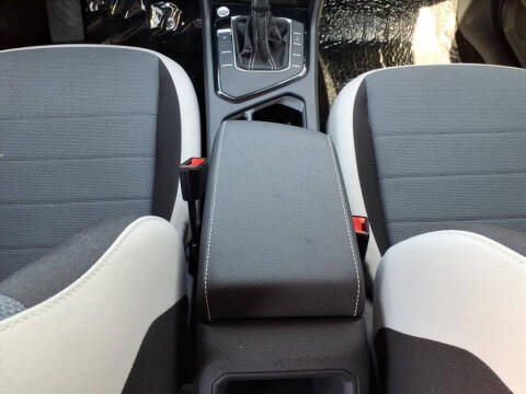 2025 Volkswagen Taos S