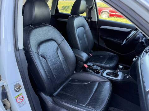 2015 Audi Q3 2.0T quattro Premium Plus