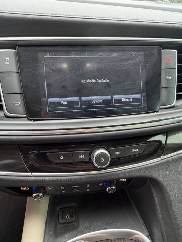2018 Buick Enclave Essence