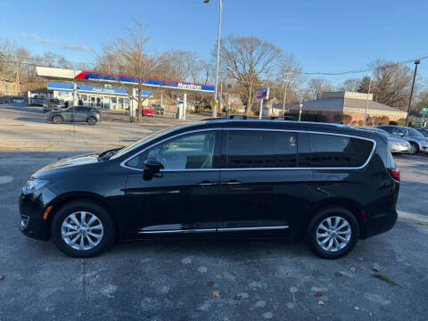 2018 Chrysler Pacifica Touring L Plus