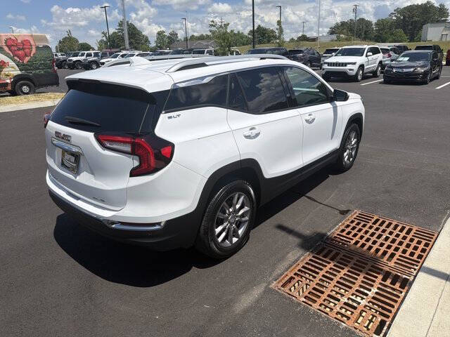2024 GMC Terrain SLT