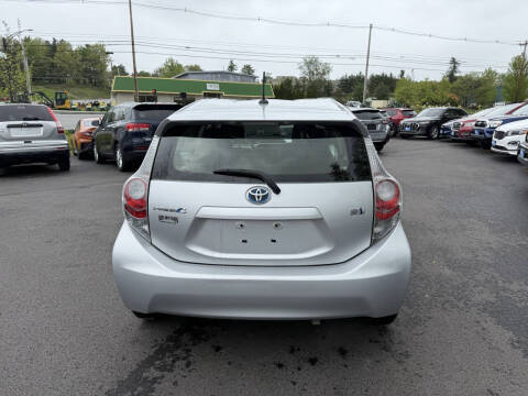 2012 Toyota Prius c Three