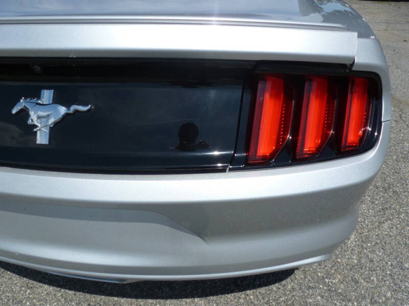 2016 Ford Mustang V6