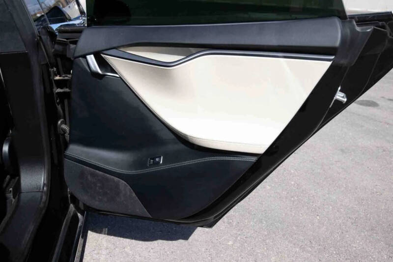 2020 Tesla Model S