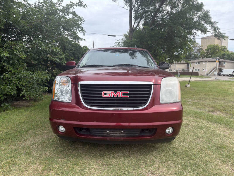2011 GMC Yukon SLE