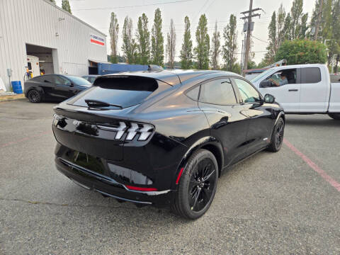 2025 Ford Mustang Mach-E GT