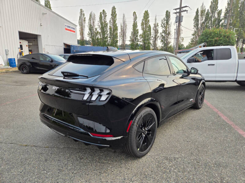 2025 Ford Mustang Mach-E GT