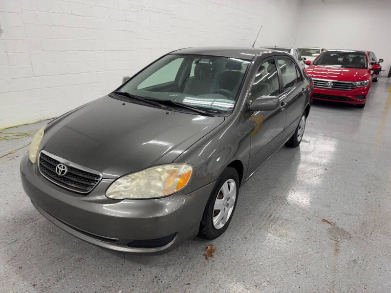 2007 Toyota Corolla LE photo 2